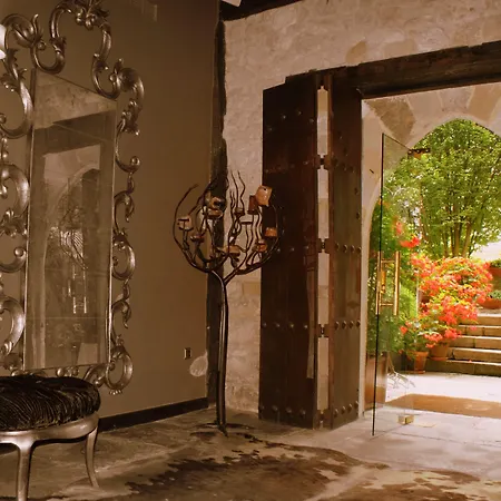 Casa Del Marqués سانتيانا ذيل مار