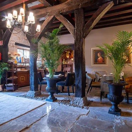 Casa Del Marqués Hotel