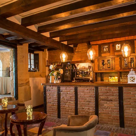 Casa Del Marqués Hotel 5*